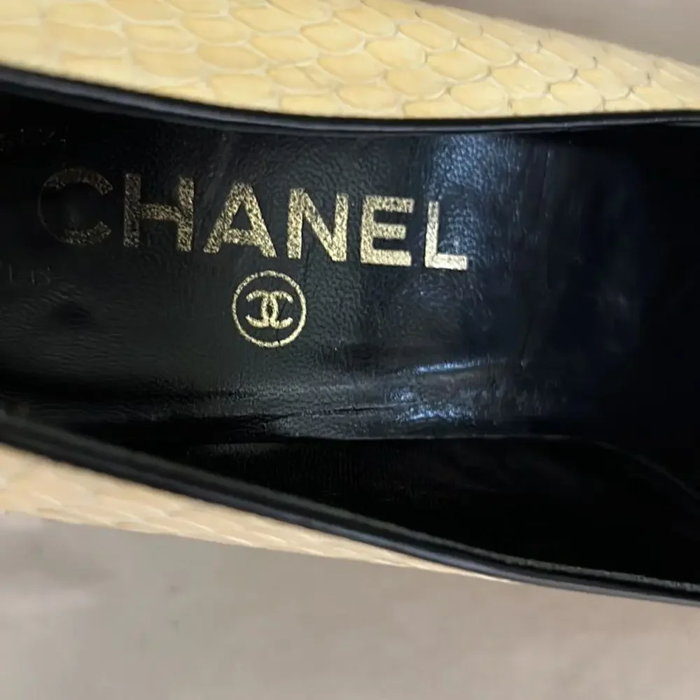 CHANEL VINTAGE SNAKESKIN PUMPS SIZE 8 - Picture 6 of 8